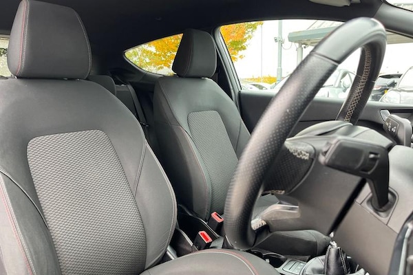 Used Ford Fiesta 2018 for sale - 76222564: Photo 17