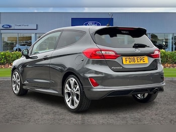 Used Ford Fiesta 2018 for sale - 76222564: Photo 2