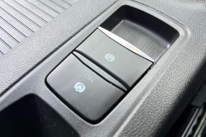 Used Ford Kuga 2024 for sale - 77785491: Photo 35