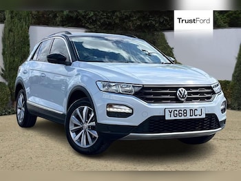Used Volkswagen T-Roc 2019 for sale - 75730790: Photo