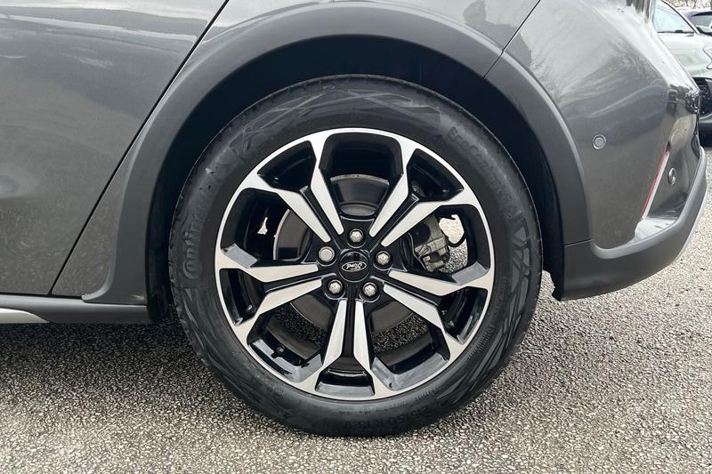 Used Ford Focus 2020 for sale - 78042796: Photo 8