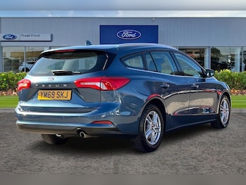 Used Ford Focus 2020 for sale - 76028169: Photo 4