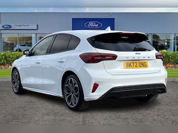 Used Ford Focus 2022 for sale - 76190502: Photo 2
