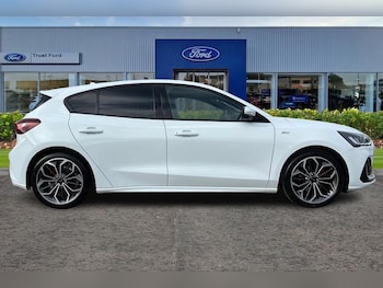 Used Ford Focus 2022 for sale - 76190502: Photo 3