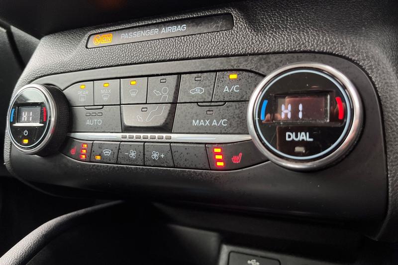 Used Ford Focus 2019 for sale - 76641096: Photo 32