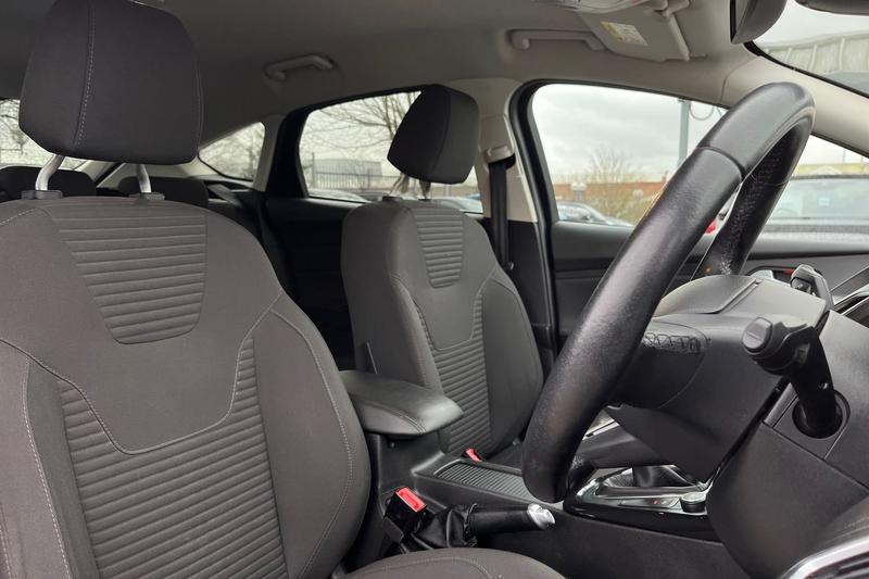 Used Ford Focus 2017 for sale - 77326961: Photo 17