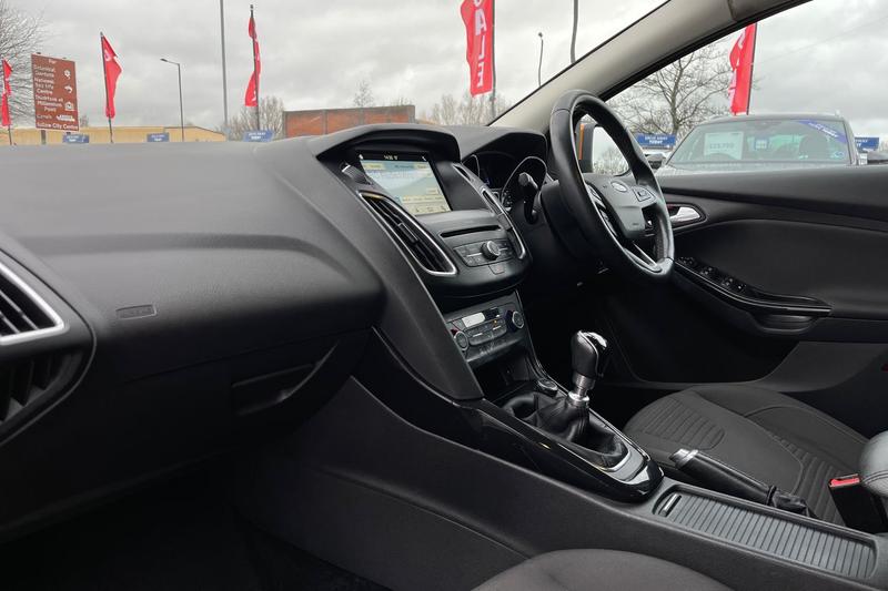 Used Ford Focus 2017 for sale - 77326961: Photo 18