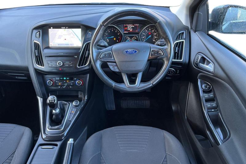 Used Ford Focus 2017 for sale - 76949169: Photo 11