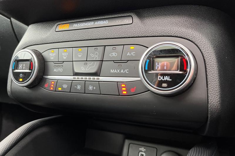 Used Ford Focus 2020 for sale - 75995330: Photo 32
