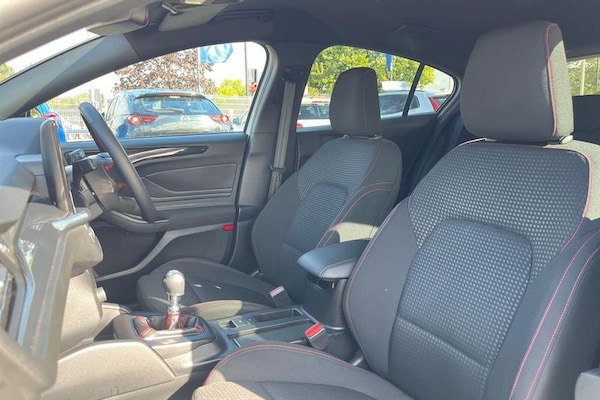Used Ford Focus 2022 for sale - 76244833: Photo 19