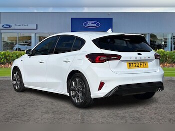Used Ford Focus 2022 for sale - 76244833: Photo 2