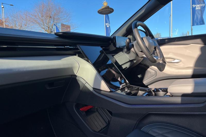 Used Ford Explorer 2025 for sale - 76640969: Photo 18