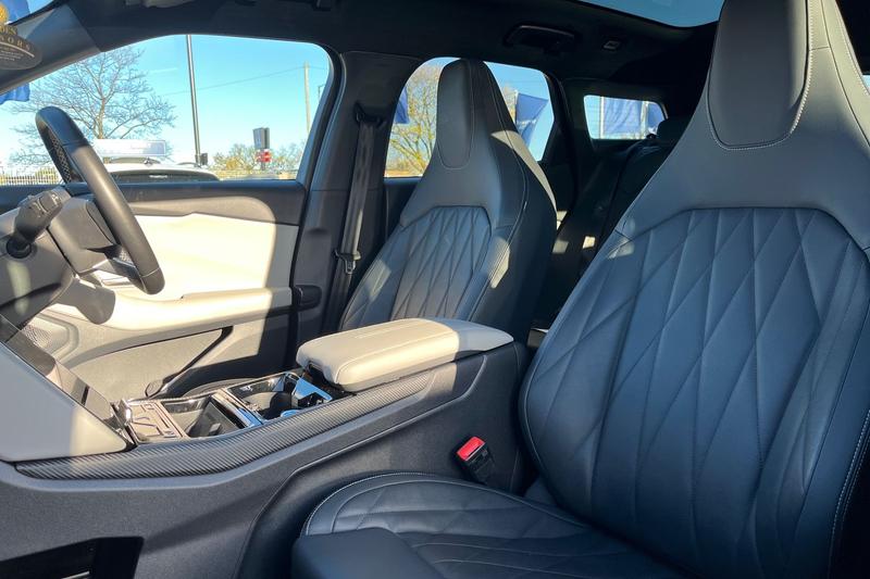 Used Ford Explorer 2025 for sale - 76640969: Photo 19