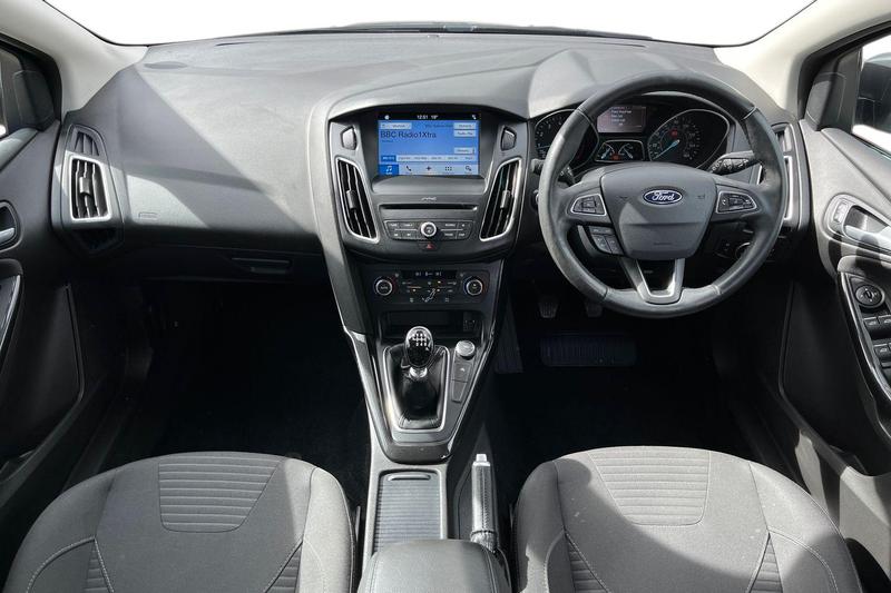 Used Ford Focus 2017 for sale - 75997386: Photo 10