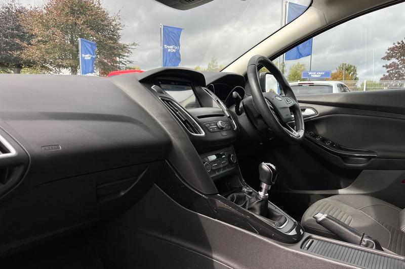 Used Ford Focus 2017 for sale - 75997386: Photo 18
