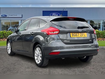 Used Ford Focus 2017 for sale - 75997386: Photo 2