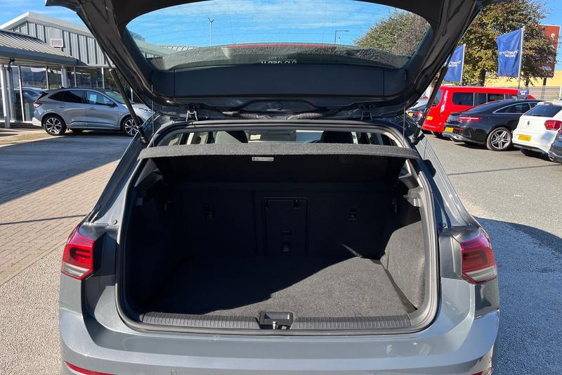 Used Volkswagen Golf 2022 for sale - 76038168: Photo 21