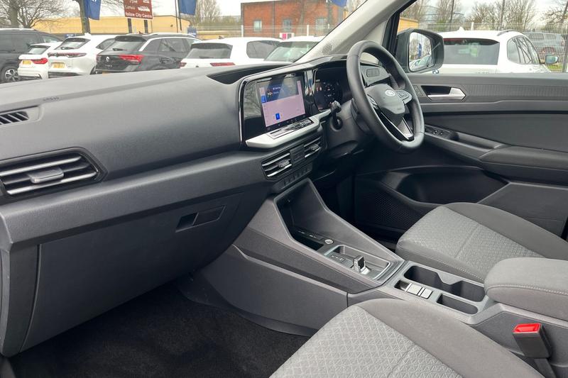 Used Ford Grand Tourneo Connect 2025 for sale - 77989133: Photo 18