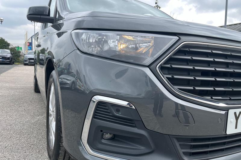 Used Ford Grand Tourneo Connect 2025 for sale - 77989133: Photo 40