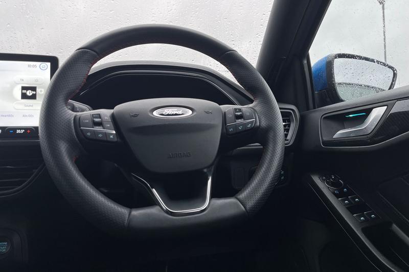 Used Ford Focus 2022 for sale - 76949171: Photo 12