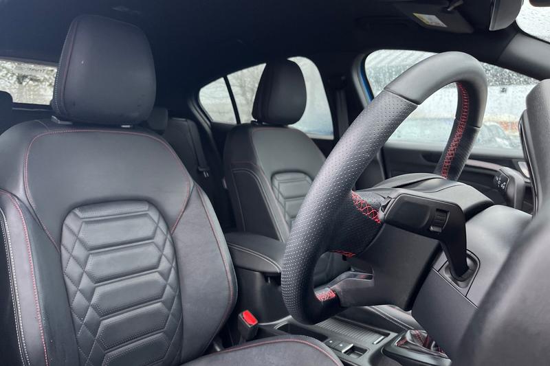 Used Ford Focus 2022 for sale - 76949171: Photo 17