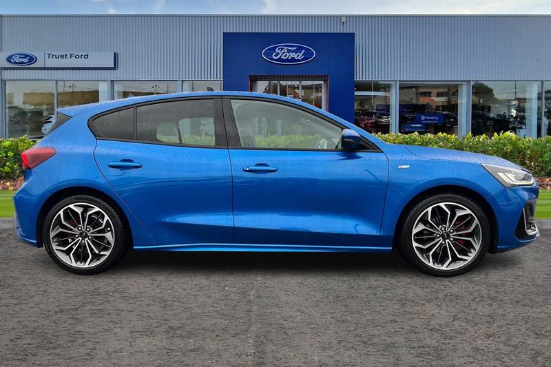 Used Ford Focus 2022 for sale - 76949171: Photo 3