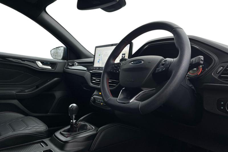 Used Ford Focus 2022 for sale - 76949171: Photo 9