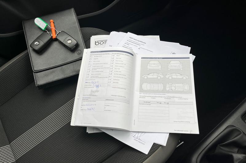 Used Volkswagen up! 2017 for sale - 76545253: Photo 23