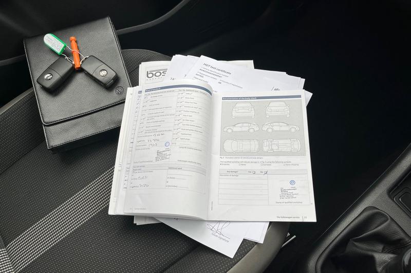 Used Volkswagen up! 2017 for sale - 76545253: Photo 24