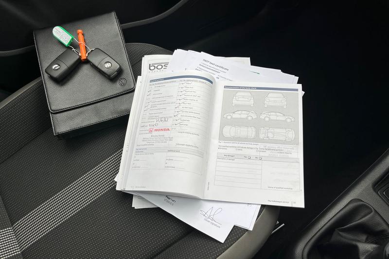 Used Volkswagen up! 2017 for sale - 76545253: Photo 26