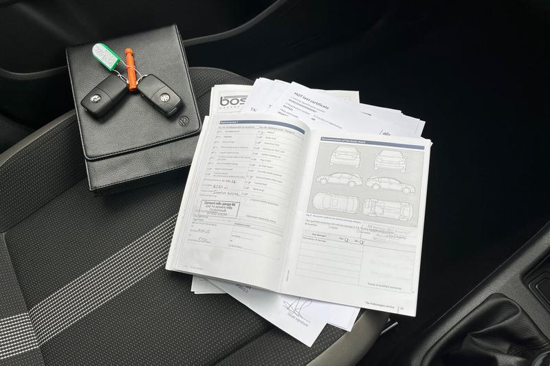 Used Volkswagen up! 2017 for sale - 76545253: Photo 28