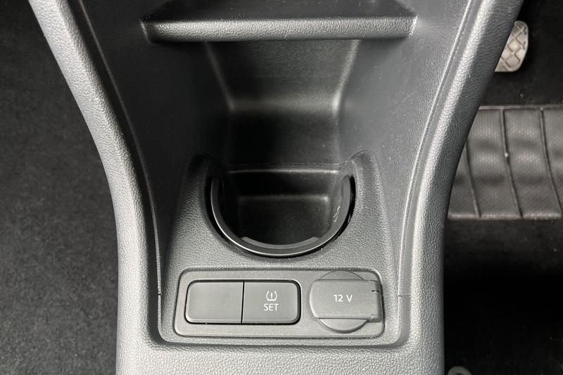 Used Volkswagen up! 2017 for sale - 76545253: Photo 36