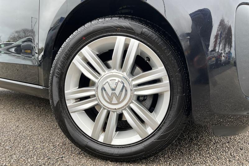 Used Volkswagen up! 2017 for sale - 76545253: Photo 8