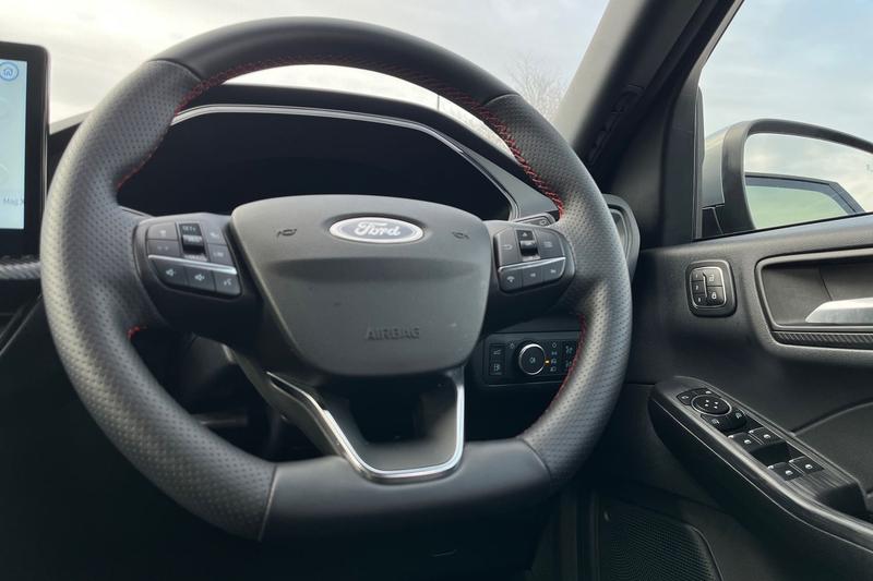 Used Ford Kuga 2025 for sale - 76835531: Photo 12