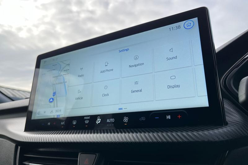 Used Ford Kuga 2025 for sale - 76835531: Photo 32