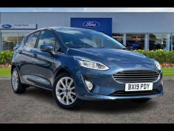 2019 - 1.0 EcoBoost Titanium 5dr ** Sync 3 - Bluetooth / USB Connection ** Manual