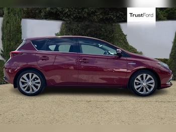 Used Toyota Auris 2017 for sale - 79617461: Photo