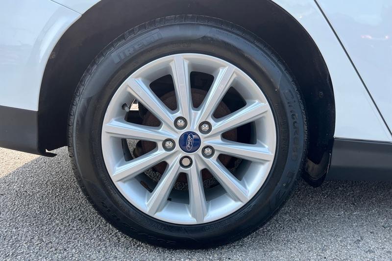 Used Ford Focus 2017 for sale - 78206296: Photo 8