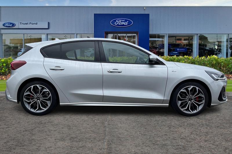 Used Ford Focus 2022 for sale - 77307003: Photo 3