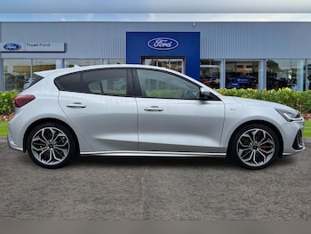 Used Ford Focus 2022 for sale - 77307003: Photo
