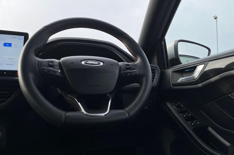 Used Ford Focus 2022 for sale - 77198947: Photo 12