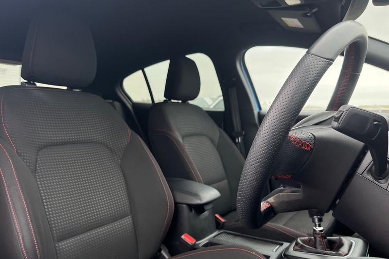 Used Ford Focus 2023 for sale - 77910323: Photo 17