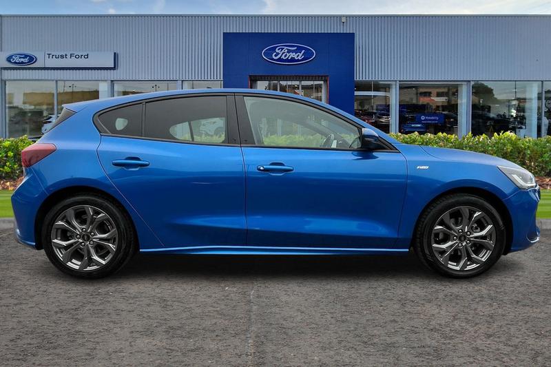 Used Ford Focus 2023 for sale - 77910323: Photo 3