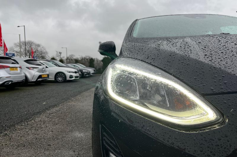 Used Ford Fiesta 2018 for sale - 77187062: Photo 40