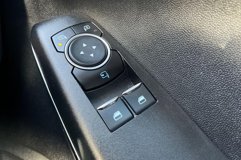 Used Ford Fiesta 2018 for sale - 76480360: Photo 16