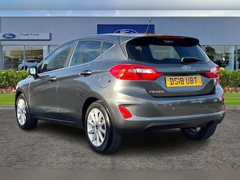 Used Ford Fiesta 2018 for sale - 76480360: Photo