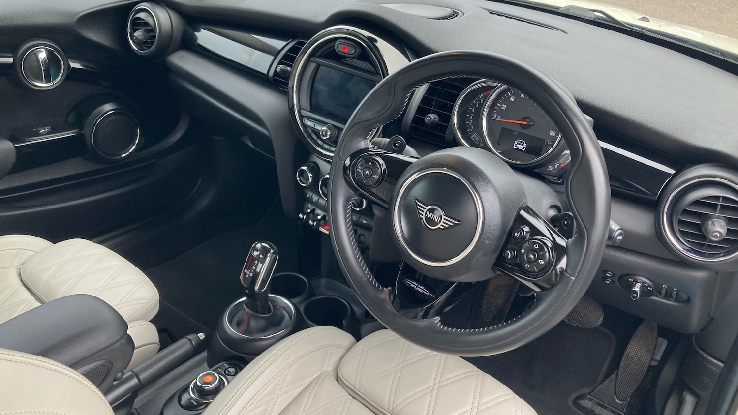 Used MINI Hatch 2020 for sale - 77260732: Photo 11