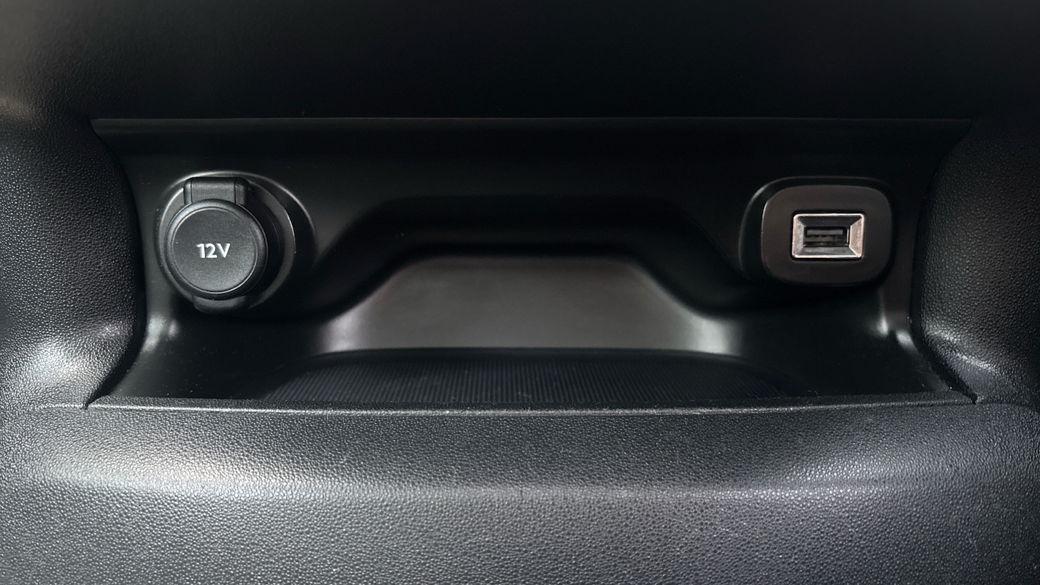 Used Citroen C4 Cactus 2019 for sale - 77260734: Photo 29