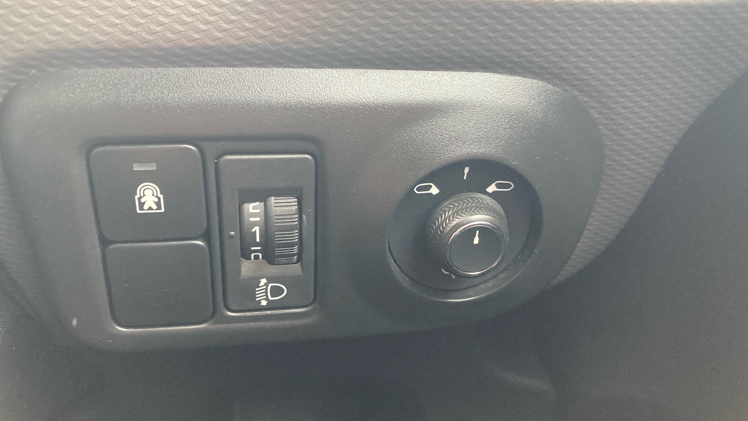 Used Citroen C4 Cactus 2019 for sale - 77260734: Photo 38