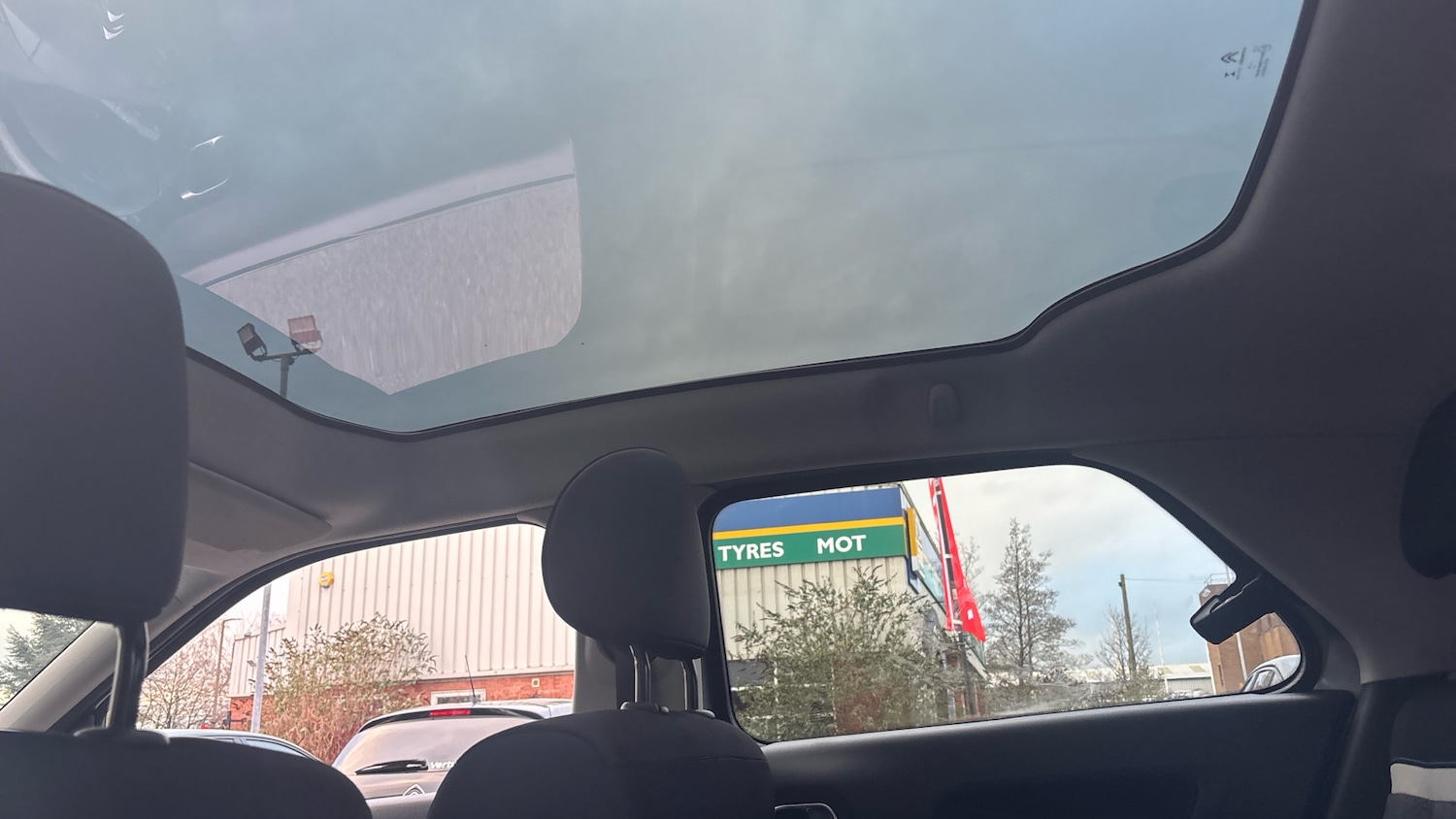 Used Citroen C4 Cactus 2019 for sale - 77260734: Photo 8